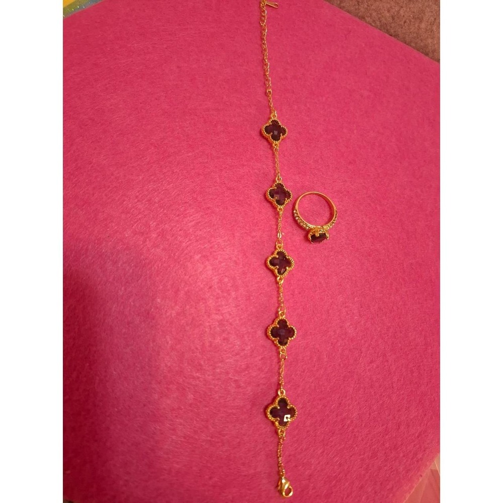 14k gold plated clover bracelet